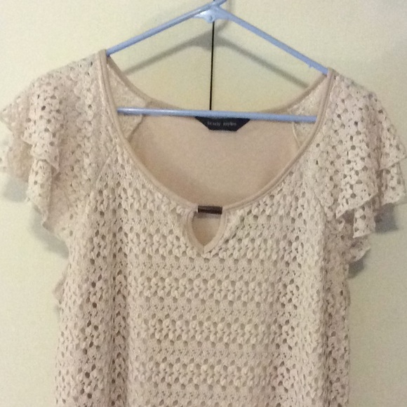 Pretty Top - Picture 2 of 3